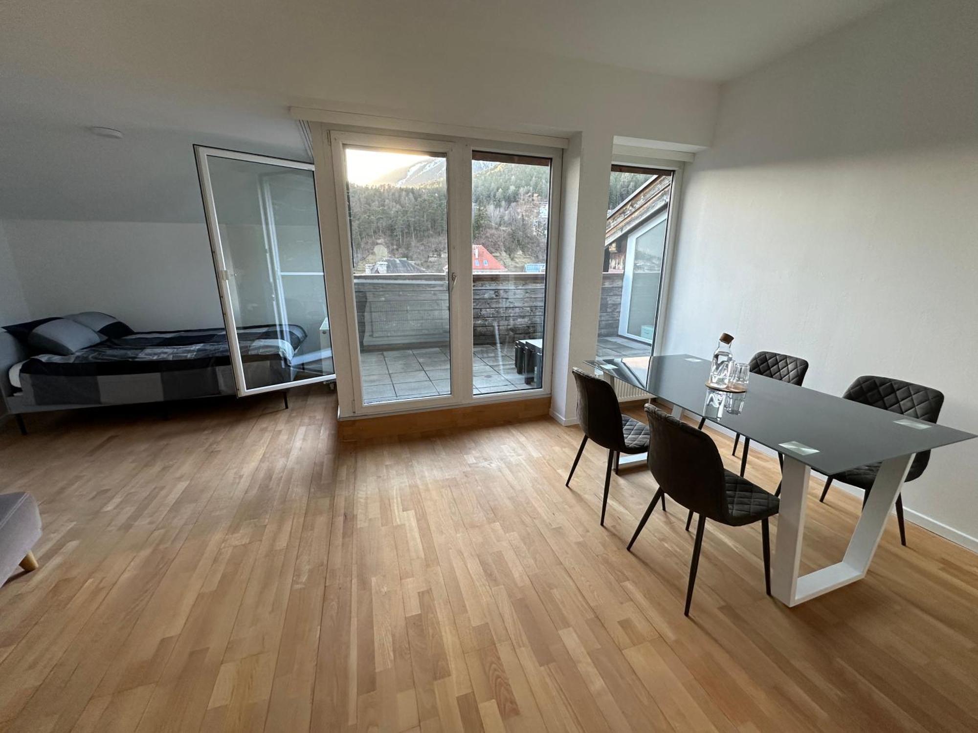 Geraeumiges Sonniges Apartment Mit Bergblick อิมสท์ ภายนอก รูปภาพ